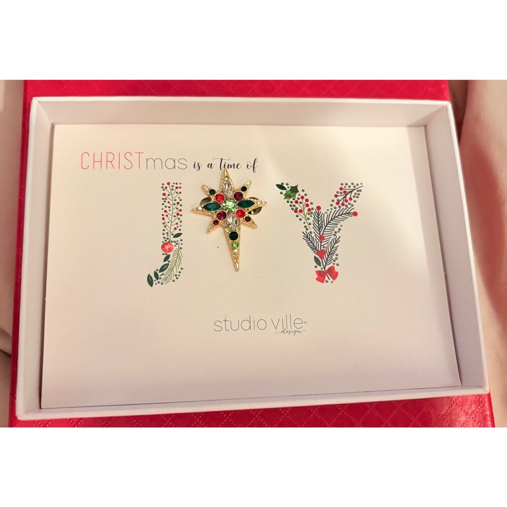 Studio Ville Christmas Star Rhinestone Brooch NIB - Picture 2 of 7